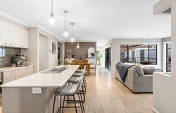 7 Parkfront Drive, Leopold, Vic 3224