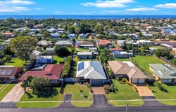8 Isaac Street, Bargara, Qld 4670