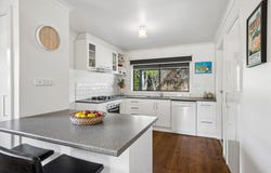 17A Wood Street, Woodend, Vic 3442