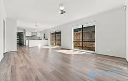 11 Lindwall Drive, Cranbourne West, Vic 3977