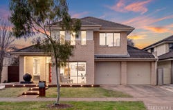 3 Bayside Drive, Sanctuary Lakes, Vic 3030