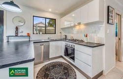 2 Bond Street, Moffatdale, Qld 4605