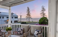 10 Cedar St, Wynnum, Qld 4178