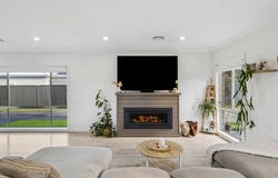 60A Waratah Road, Wentworth Falls, NSW 2782