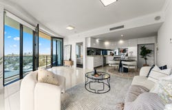 21005/5 Harbour Side Court, Biggera Waters, Qld 4216