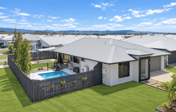 81 Fremont Street, Mount Low, Qld 4818