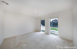 16 Tute Lane, Melton West, Vic 3337