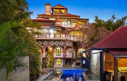 35 Brighton Road, Highgate Hill, Qld 4101