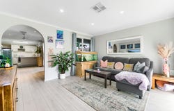 20 Navarre Drive, Cranbourne West, Vic 3977