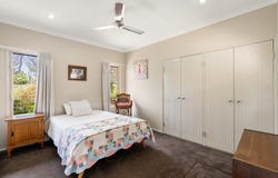 32 East Side Road, Crows Nest, Qld 4355