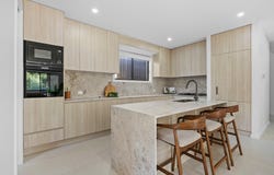65 Leacocks Lane, Casula, NSW 2170