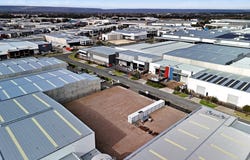 21 Brewer Road, Canning Vale, WA 6155