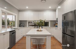 14 Gordon Street, Greenslopes, Qld 4120