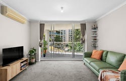 215/80 John Whiteway Drive, Gosford, NSW 2250