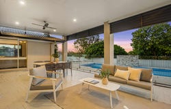 14 Saint Amand Street, Sinnamon Park, Qld 4073
