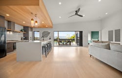 118 McFarlane Drive, Kanimbla, Qld 4870