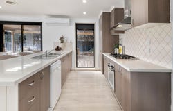 39 Longwood Drive, Mornington, Vic 3931