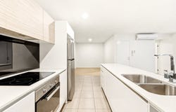 2201/1-7 Waterford Court, Bundall, Qld 4217