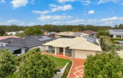 10 Portland Parade, Redland Bay, Qld 4165