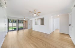 42 Mackillop Crescent, St Helens Park, NSW 2560