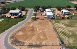 5 Carter Road, Dongara, WA 6525