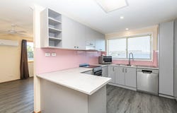 6 Ryley Close, Moruya, NSW 2537