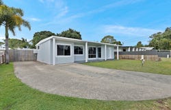 8 Cavanagh Drive, Blacks Beach, Qld 4740