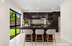 20 Amadeo Way, Chirnside Park, Vic 3116