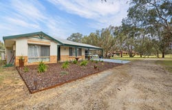 15 Byford Meadows Drive, Oakford, WA 6121