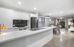 96 Napier Circuit, Silkstone, Qld 4304