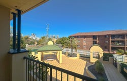 10/152-154 High Street, Southport, Qld 4215