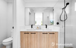 21 Capilano Avenue, Yanchep, WA 6035