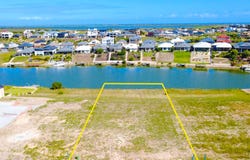18 Tyro Parade, Hindmarsh Island, SA 5214