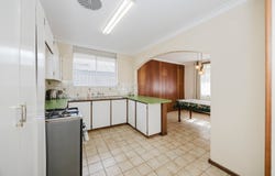 5 BAMPTON WAY, Warnbro, WA 6169