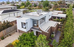 27 Swanbourne Avenue, Highton, Vic 3216