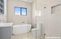 18B Indian Avenue, Goulburn, NSW 2580