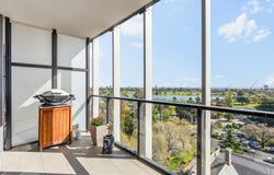 712/55 Queens Road, Melbourne, Vic 3004