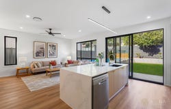 65 Steele Street, Holland Park, Qld 4121