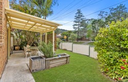 1/2 Cathy Crescent, Narara, NSW 2250