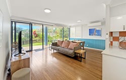 1/3 Beach Road, Hawks Nest, NSW 2324