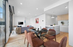 201/43 Zetland Road, Mont Albert, Vic 3127