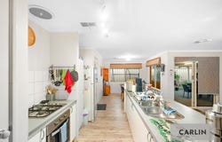 8 Parkfield Boulevard, Bertram, WA 6167