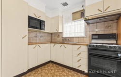 52 Lorraine Crescent, Jacana, Vic 3047