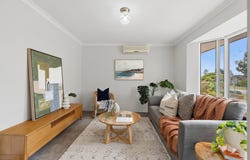 1 Belrose Crescent, Waikiki, WA 6169