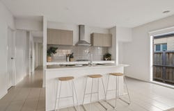 9 Amiable Parade, Armstrong Creek, Vic 3217
