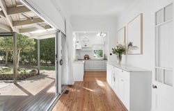 17 Gentle Street, North Toowoomba, Qld 4350