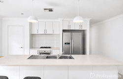 5 Clew Way, Jindalee, WA 6036
