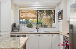 15 Steamer Court, Heathridge, WA 6027