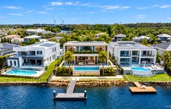 28 Pearl Beach Drive, Helensvale, Qld 4212
