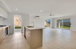 13 Urquhart Way, North Rothbury, NSW 2335